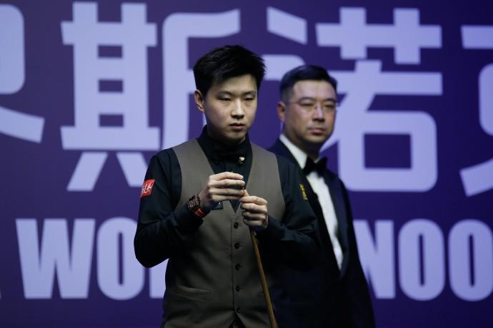 jiuyou游戏中心-斯诺克武汉公开赛：赵心童4-5不敌马奎尔，止步32强